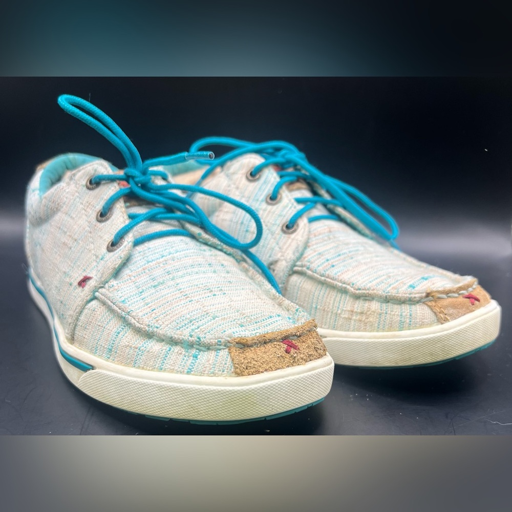 Twisted X- Casual Canvas Sneakers with Blue Laces,‎ Womens size: 7M